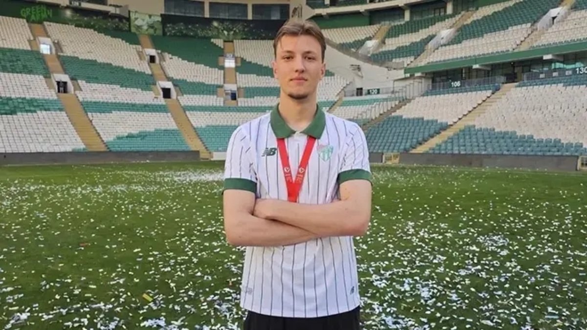 Şampiyon Bursaspor’un genç file bekçisinin en büyük hayali A Milli Takım!