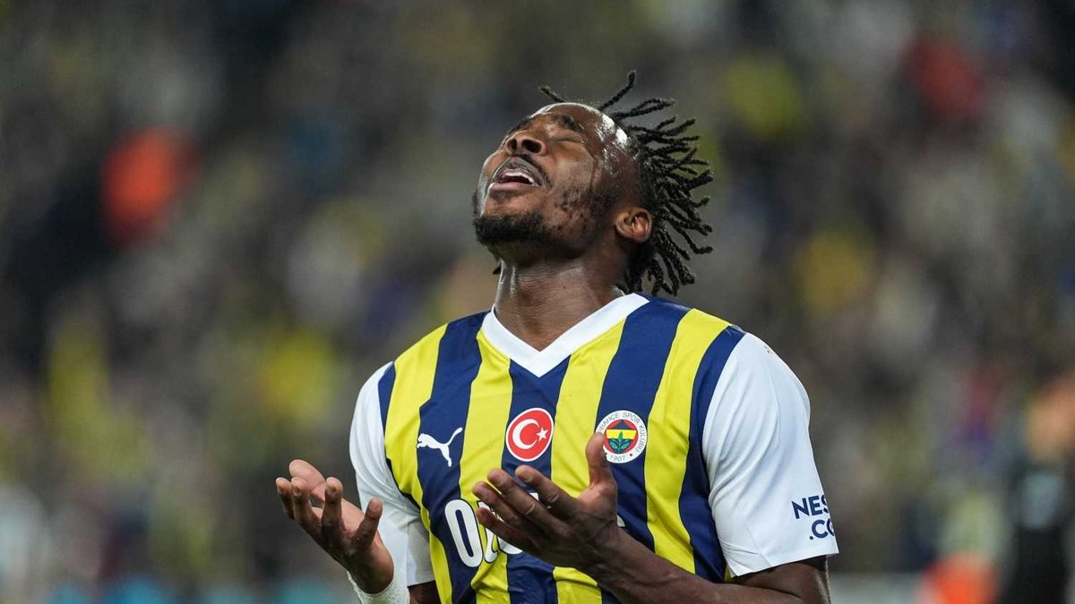 FENERBAHÇE HABERLERİ | Osayi'nin 'Aşk mı, iş mi?' ikilemi!