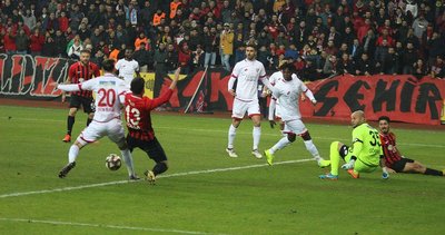 Eskişehir Boluspor ile yenişemedi