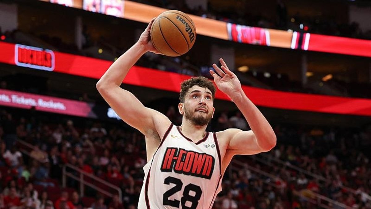 Alperen Şengün'ün duble-duble yaptığı maçta Houston 76ers'ı devirdi! Alperen Şengün'ün duble-duble yaptığı maçta Houston 76ers'ı devirdi!