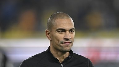 İnler, Arat'a kırgın