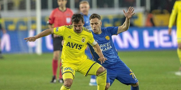 Emre Belözoğlu'da çifte yırtık!