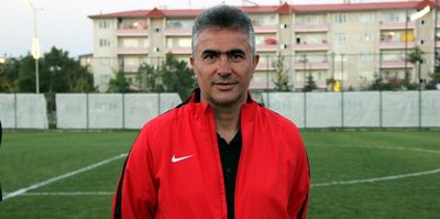 Erzurumspor Teknik Direktörü Mehmet Altıparmak: Play-off'ta en şanslı takım biziz