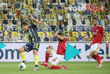 Fenerbahçe’de Emre Belözoğlu ve Volkan Demirel yıkıldı! Ozan Tufan’a...
