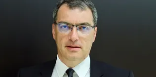 Tesislere girişlerini yasakladı!