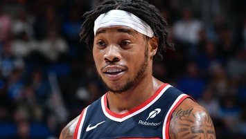 Fenerbahçe Holmes'un peşinde