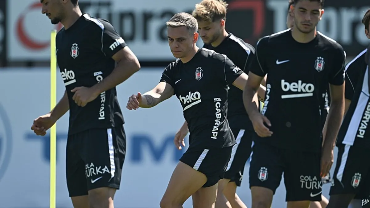 Beşiktaş'ta yeni transfer Leandro Trossard'ın lisansı çıktı!