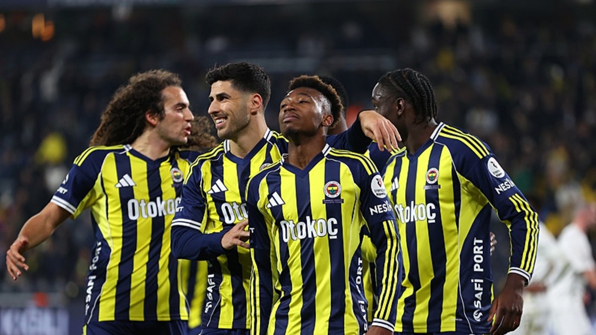 Transferde büyük piyango! Fenerbahçeli futbolcu için sıraya girdiler