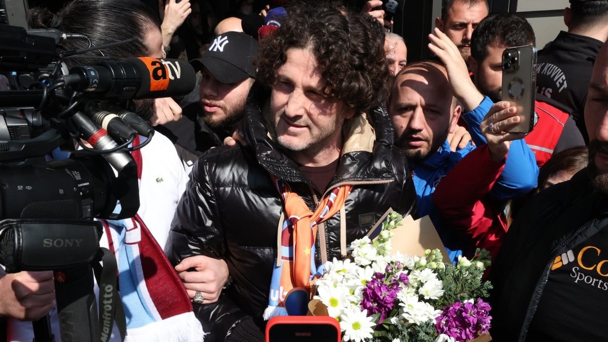 TRABZONSPOR HABERLERİ | Fatih Tekke Trabzon'da! İşte ilk görüntüler... TRABZONSPOR HABERLERİ | Fatih Tekke Trabzon'da! İşte ilk görüntüler...