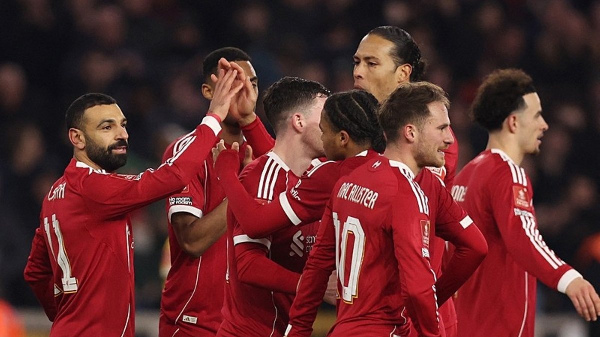 Liverpool'un İstanbul kafilesi belli oldu! İşte Galatasaray'a karşı oynayamayacak isimler