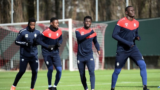 Antwerp Fenerbahçe maçı seyircisiz oynanacak!