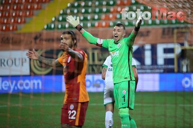 Usta yazarlar Galatasaray’ın Alanyaspor’u 1-0 yendiği maçı yorumladı
