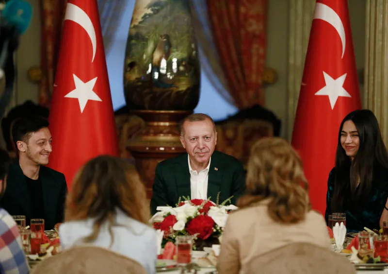 Başkan Recep Tayyip Erdoğan'ın iftar yemeğine Mesut Özil de katıldı - 2