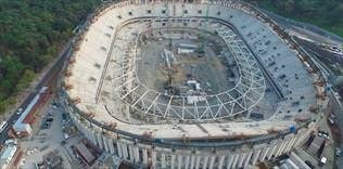 Arena'nın çatısı yükseliyor