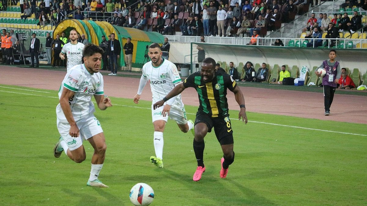 Şanlıurfaspor 3-3 Iğdır FK (MAÇ SONUCU - ÖZET)