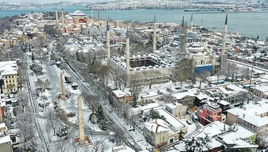 İstanbul kar yağışına teslim! Valilikten 6 yeni tedbir kararı