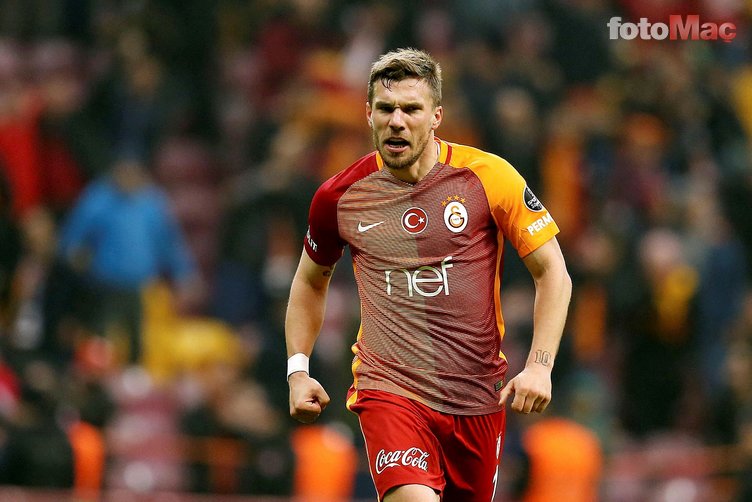 Lukas Podolski Galatasaray'ı ziyaret etti! "Gelecek sene dahi iyi olacak"