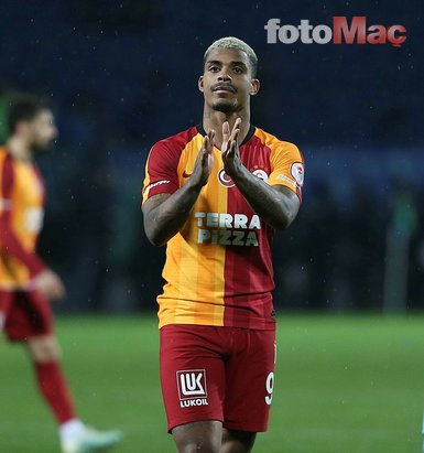 Galatasaray yoğurdu üfleyerek yedi! 6 imza birden