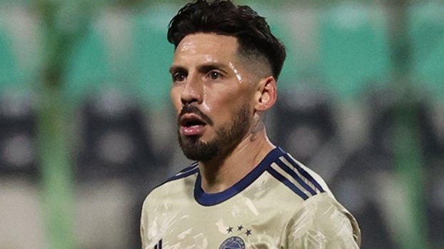 Fenerbahçe'de Jose Sosa tangoya başladı! #
