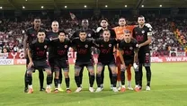 Yeniler zirvede