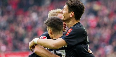 Gomez ve Beck, Stuttgart'ı sırtladı