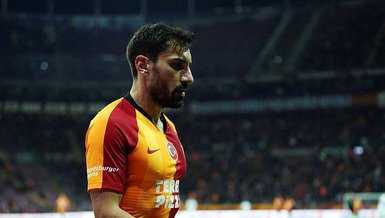 Şener bir adım önde