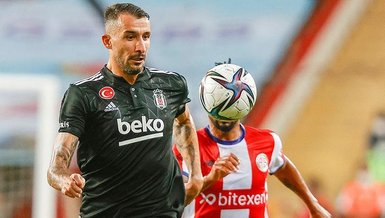 BEŞİKTAŞ HABERLERİ: Beşiktaş Galatasaray maçında N’Koudou yok Mehmet Topal belki