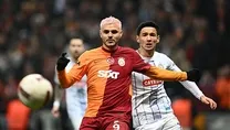 Hem atıyor hem attırıyor