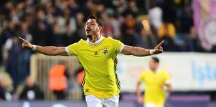 Bir Alex değil!