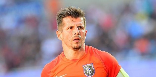 Emre Belözoğlu Fenerbahçe'de! 1 yıllık anlaşma