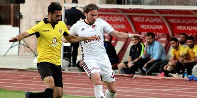 Tetiş Yapı Elazığspor ile İstanbulspor 2-2 berabere kaldı