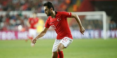 A Milli Takım'da Hakan Çalhanoğlu İran maçı kadrosundan çıkartıldı