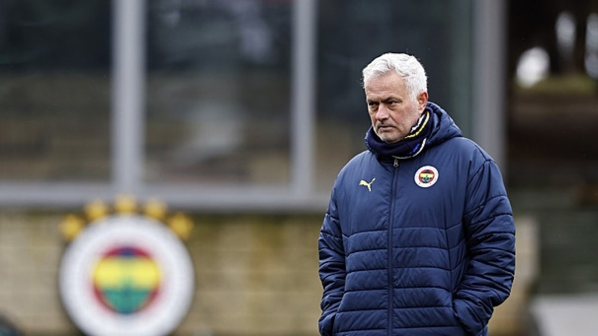 Fenerbahçe'ye sakatlardan müjde! Takımla çalışmalara başladılar Fenerbahçe'ye sakatlardan müjde! Takımla çalışmalara başladılar