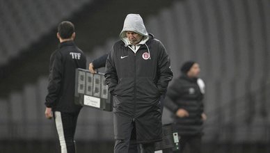 Antalyaspor’da Sergen Yalçın: Ödemelerle ilgili hiçbir sıkıntı yok