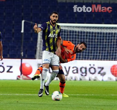 Canlı yayında açıkladı: Arda Turan Galatasaray’a geri döndü