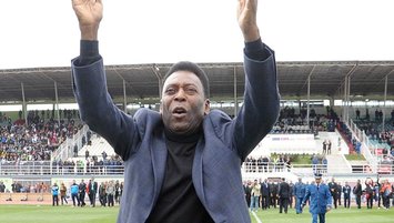 Brazil announces 3 days of mourning following Pele's death