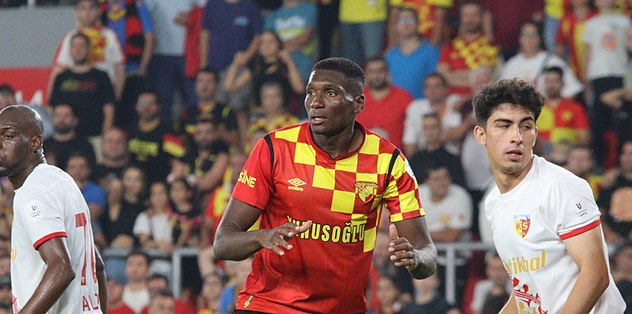 Göztepe'de Heliton ile yollar ayrıldı