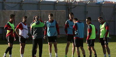 Manisaspor'a destek yağıyor
