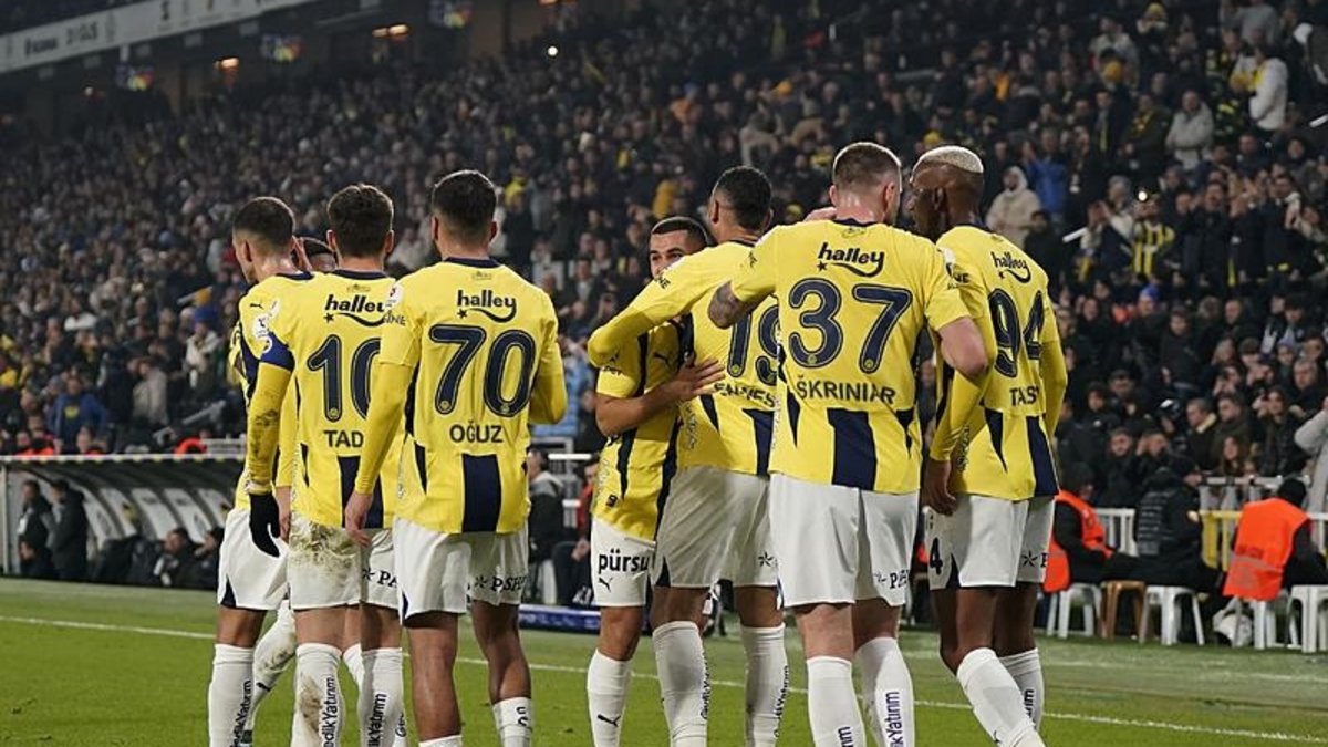 Fenerbahçe 3-1 Kasımpaşa (MAÇ SONUCU ÖZET) Fenerbahçe 3-1 Kasımpaşa (MAÇ SONUCU ÖZET)