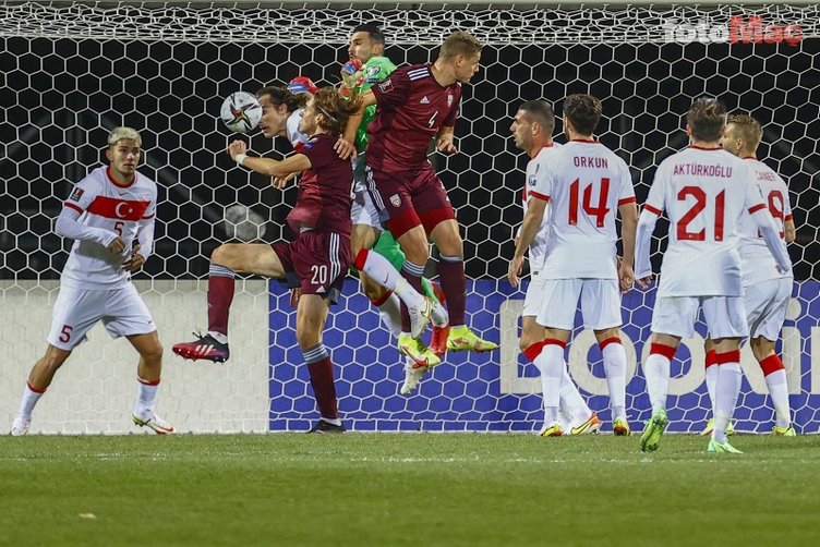 Ahmet Çakar Letonya - Türkiye maçını değerlendirdi: Türk futbolunun en uzun 1 dakikası