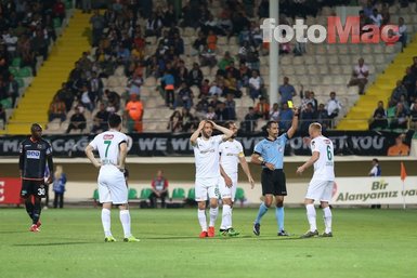 Alanyaspor - Atiker Konyaspor maçından kareler...