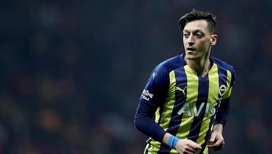 Mesut Özil'den Fenerbahçe'ye veda!