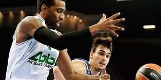 Efes Kazan'a düştü!