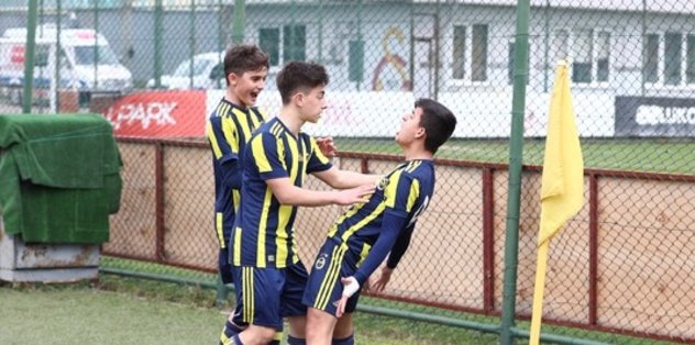U14 Ler Aslan I Evinde Avladi 2 1 Son Dakika Fenerbahce Haberleri Fotomac