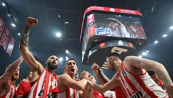 Yunanistan'da şampiyon Olympiakos!