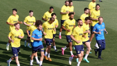 Fenerbahçe Rusya'da ilk antrenmanını yaptı