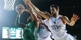 Avrupa’daki derbi Efes’in