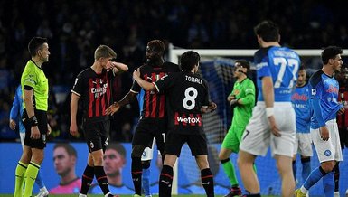 Napoli 0-4 Milan (MAÇ SONUCU - ÖZET)