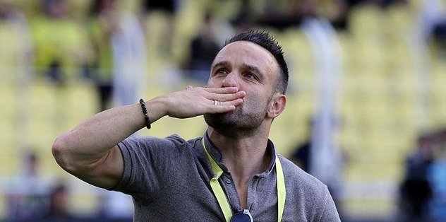 Valbuena Fenerbahçe'ye alkışlarla veda etti!