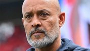 Santo, West Ham’da kaldı